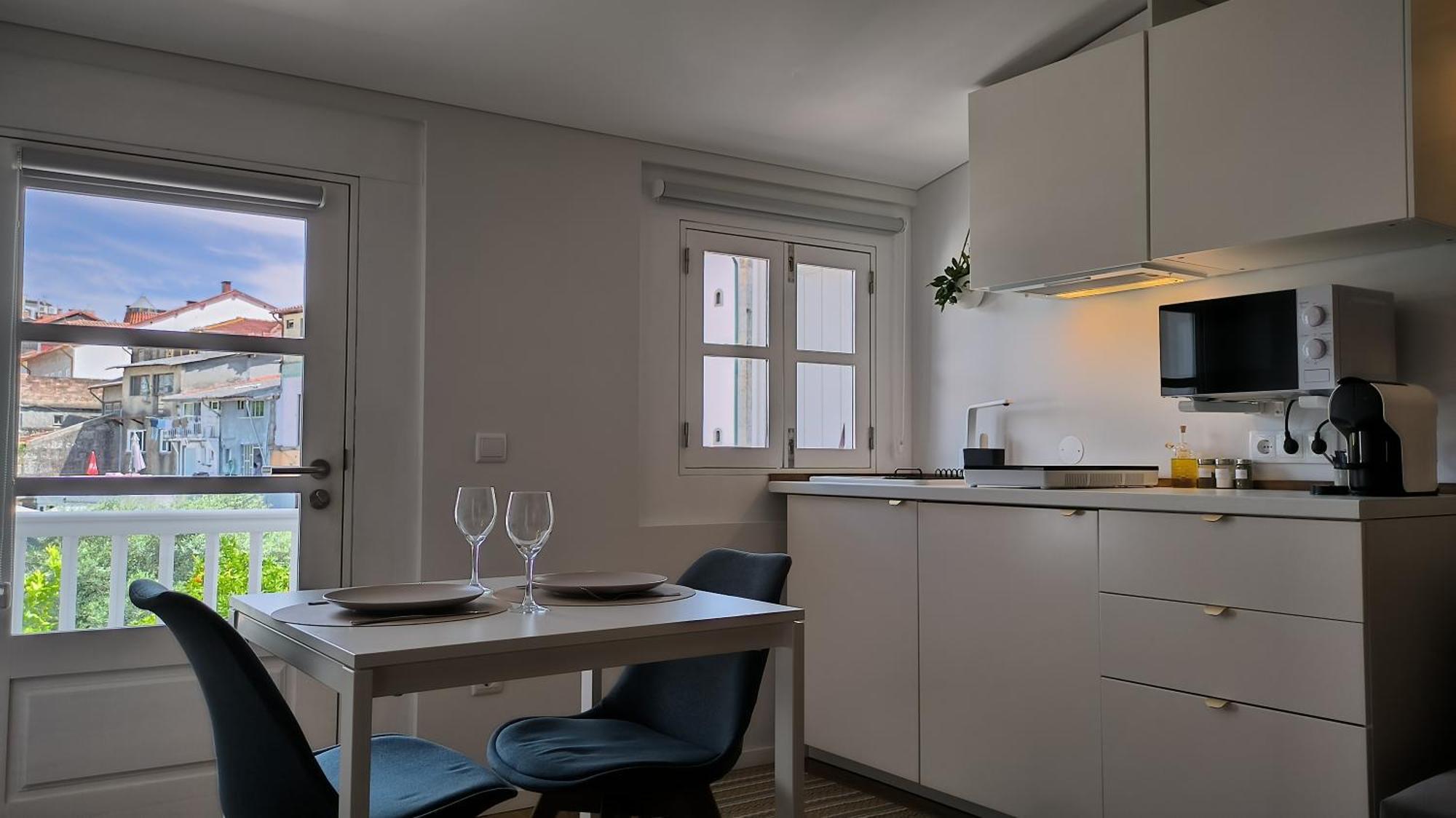 Domi Suites & Studios Гимарайнш Экстерьер фото